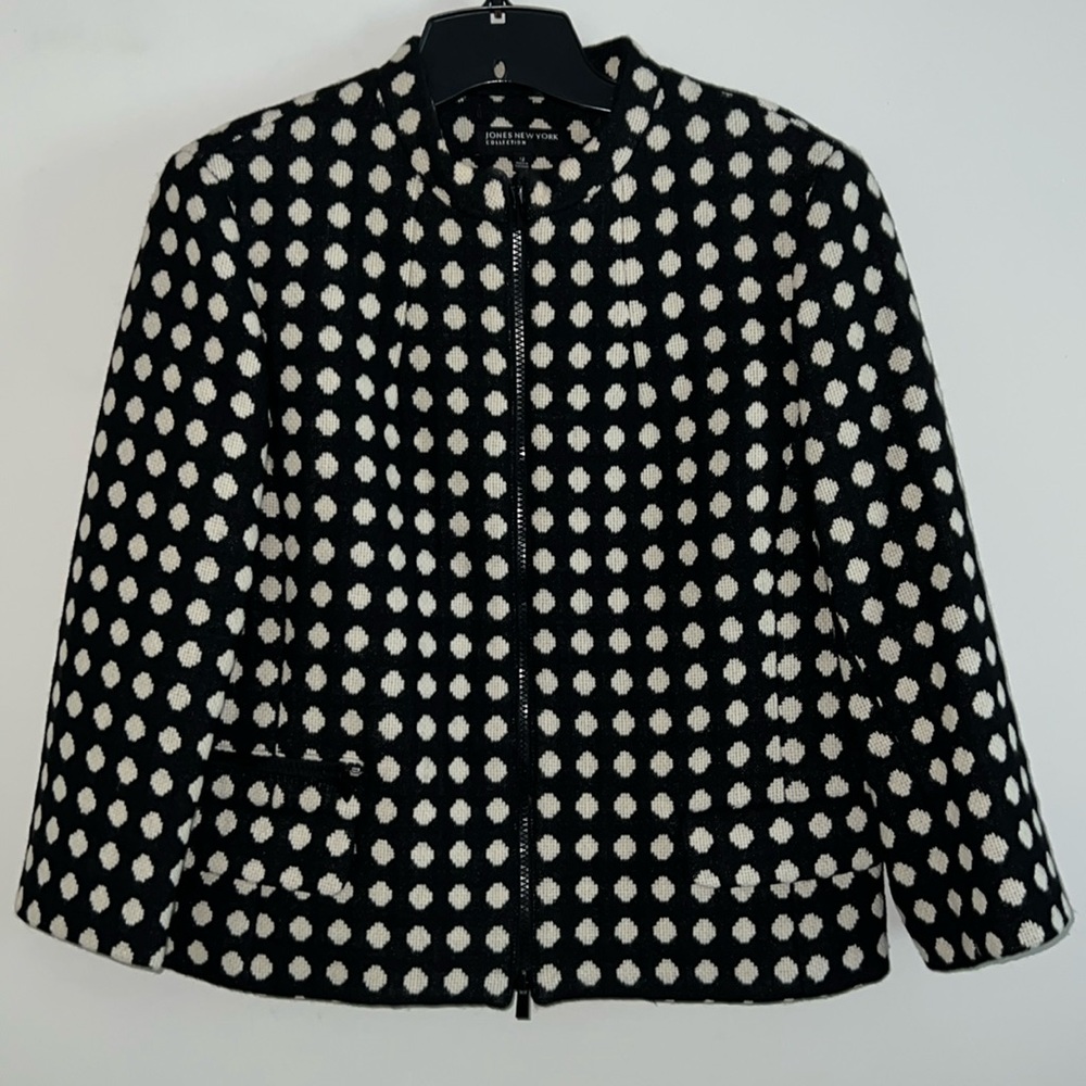 JONES NEW YORK - 12 WMNS BLACK WHITE LINED WOOL BLAZER FRONT ZIP 3/4 SLEEVE EUC